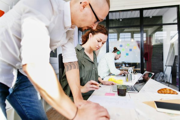 Quels sont les meilleurs outils de collaboration pour les équipes de développement logiciel distantes?